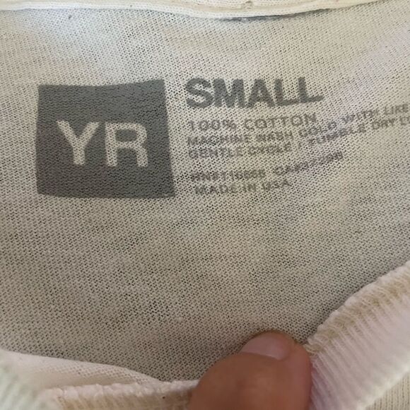 ⚡️ YR Reach New Heights Short Sleeve Tee Shirt ~ Size S ⚡️ - Picture 5 of 5